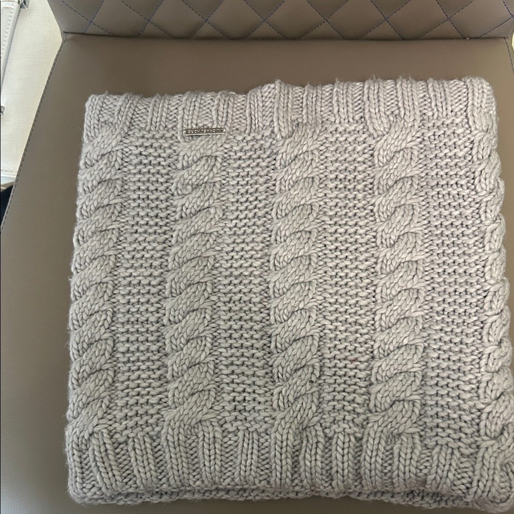 WOMEN'S MICHAEL KORS CABLE KNIT LINED NECK WARMER/SCARF/HOOD.